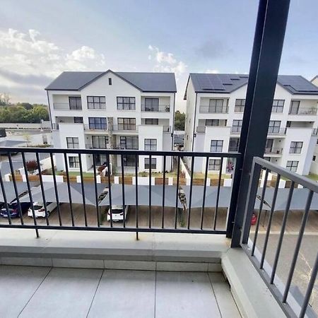 The Whisken Nest - Kyalami Apartment มิดแรนด์ ภายนอก รูปภาพ